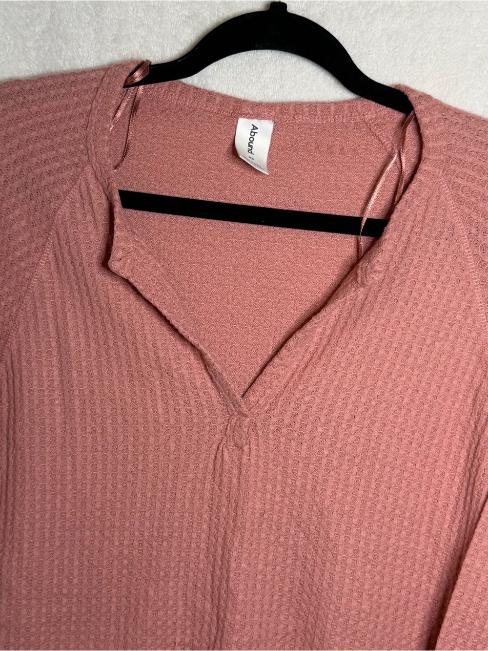 Women's Dusty Rose Waffle Knit V-Neck Crop Sweater